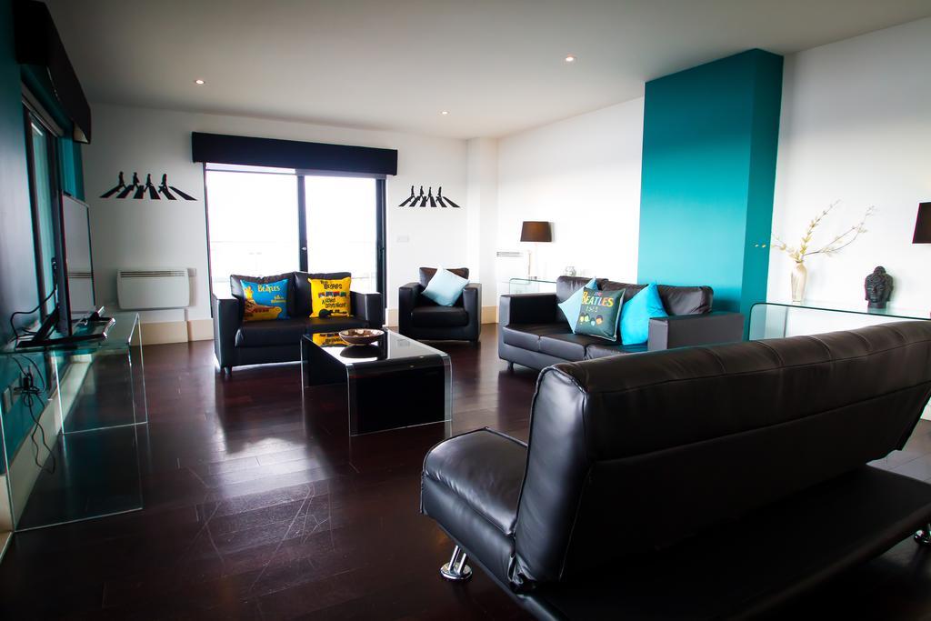 Merchant Quarters Apartments Liverpool Room photo